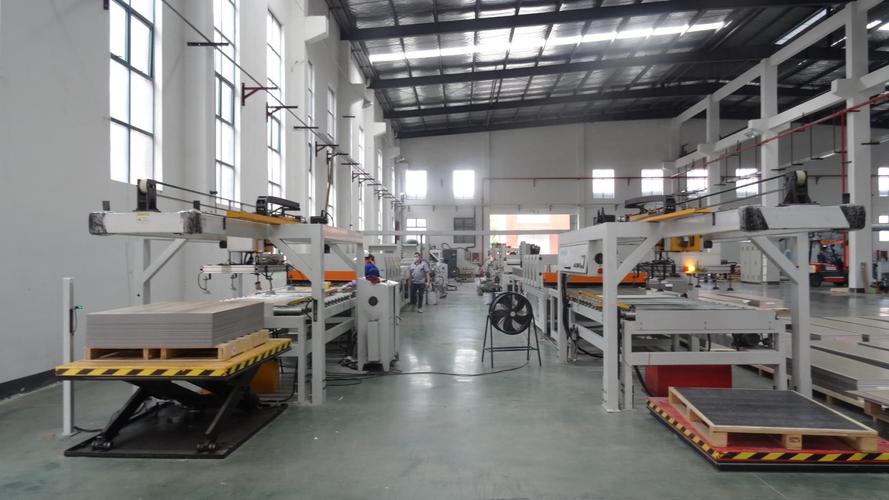 vinyl flooring factory